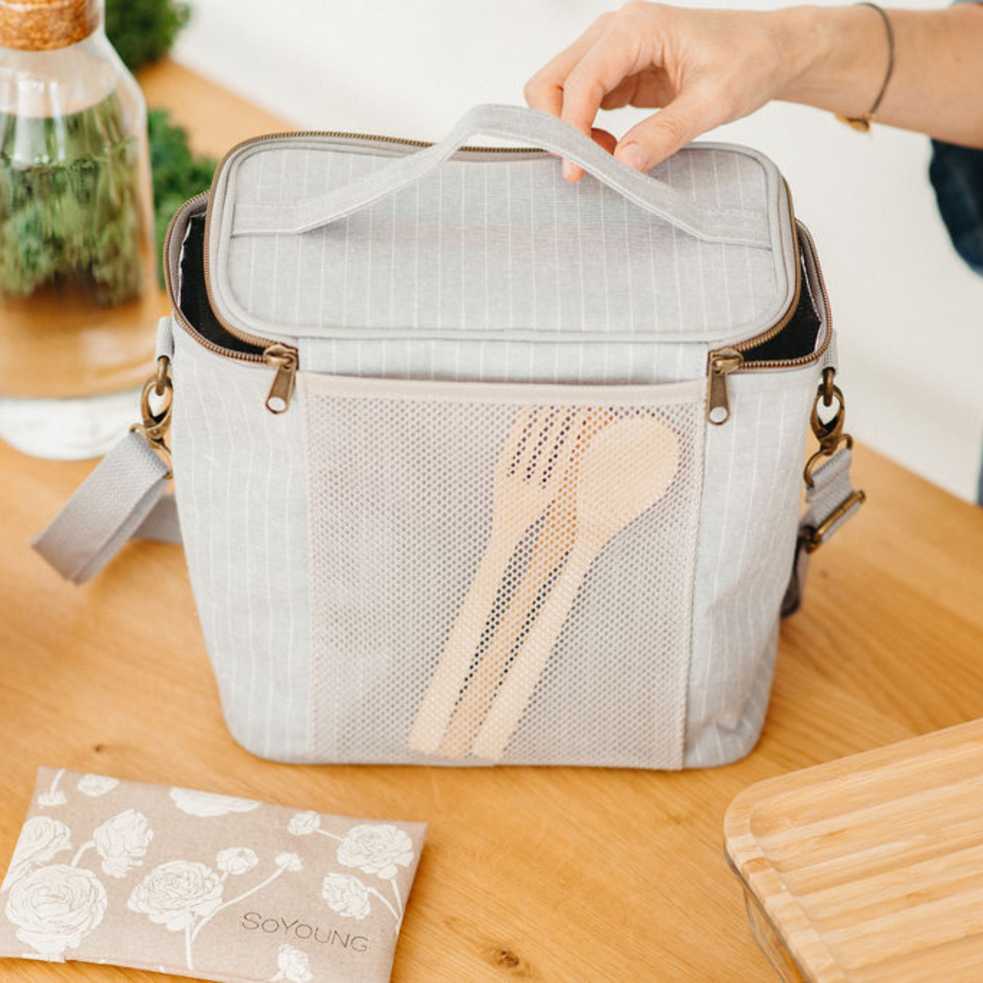 Pinstripe Heather Grey Lunch Poche